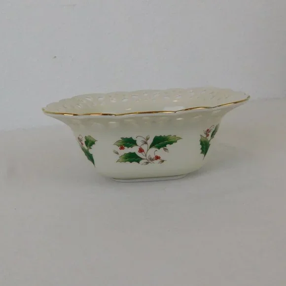 Pierced Treat Bowl Square Gold Trim Royal Limited Holly Holiday Christmas Japan - Picture 3 of 10